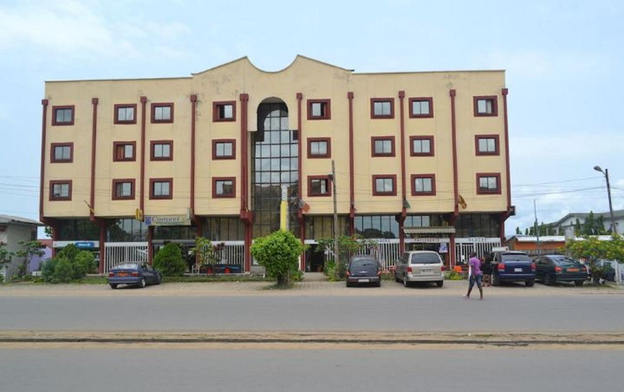 Denver Plaza Hotel Douala Luaran gambar
