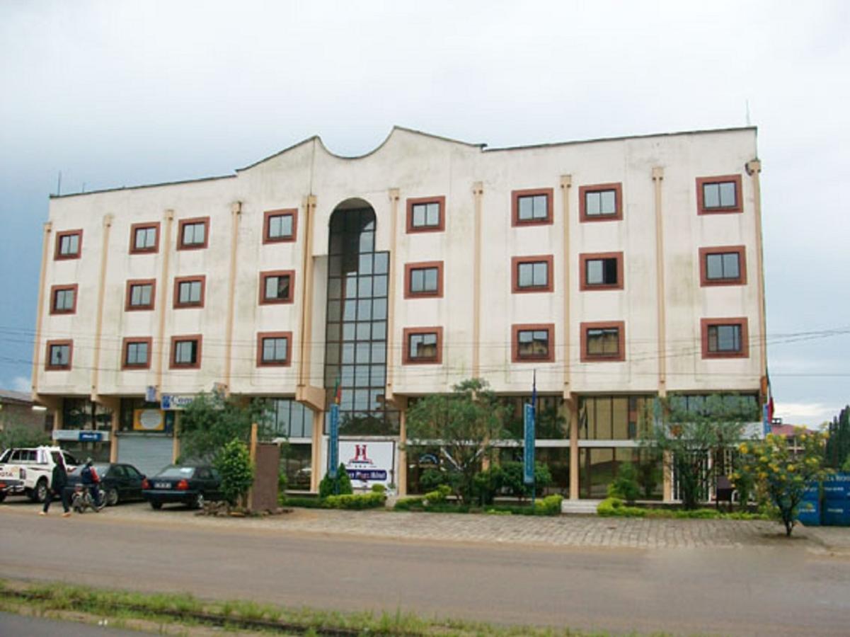 Denver Plaza Hotel Douala Luaran gambar